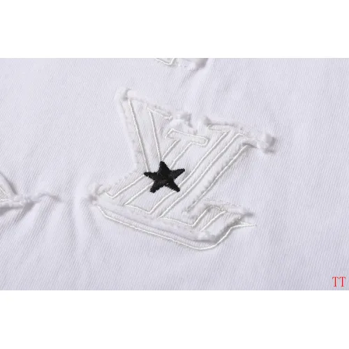 Replica Louis Vuitton LV T-Shirts Short Sleeved For Unisex #1453027 $42.00 USD for Wholesale