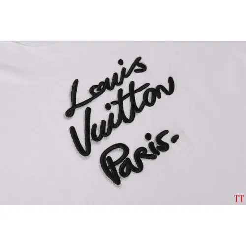Replica Louis Vuitton LV T-Shirts Short Sleeved For Unisex #1453029 $40.00 USD for Wholesale