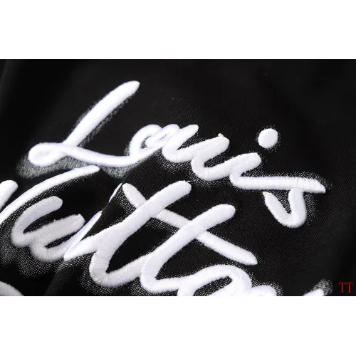 Replica Louis Vuitton LV T-Shirts Short Sleeved For Unisex #1453030 $40.00 USD for Wholesale
