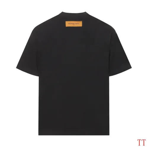 Replica Louis Vuitton LV T-Shirts Short Sleeved For Unisex #1453032 $40.00 USD for Wholesale