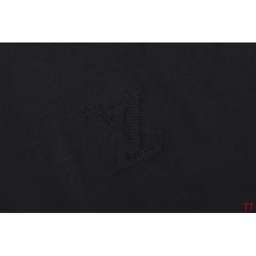 Replica Louis Vuitton LV T-Shirts Short Sleeved For Unisex #1453034 $39.00 USD for Wholesale