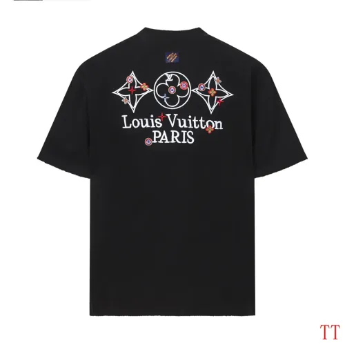 Replica Louis Vuitton LV T-Shirts Short Sleeved For Unisex #1453039 $42.00 USD for Wholesale