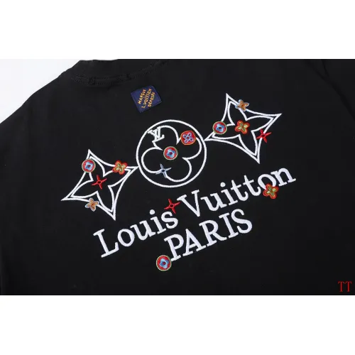 Replica Louis Vuitton LV T-Shirts Short Sleeved For Unisex #1453039 $42.00 USD for Wholesale