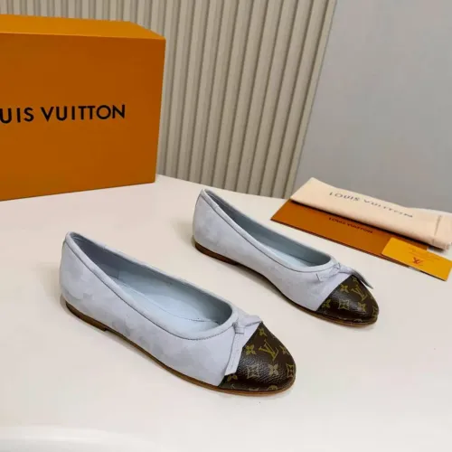 Replica Louis Vuitton Flat Shoes For Women #1453333 $102.00 USD for Wholesale
