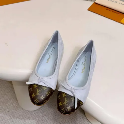Replica Louis Vuitton Flat Shoes For Women #1453333 $102.00 USD for Wholesale