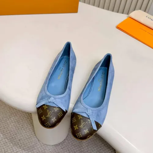 Replica Louis Vuitton Flat Shoes For Women #1453334 $102.00 USD for Wholesale