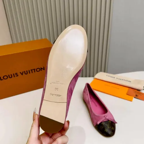 Replica Louis Vuitton Flat Shoes For Women #1453335 $102.00 USD for Wholesale
