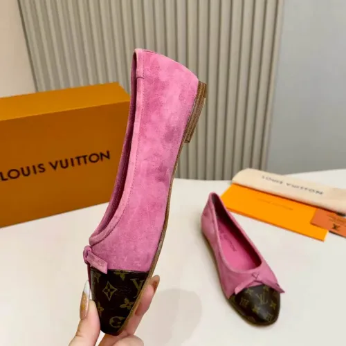 Replica Louis Vuitton Flat Shoes For Women #1453335 $102.00 USD for Wholesale