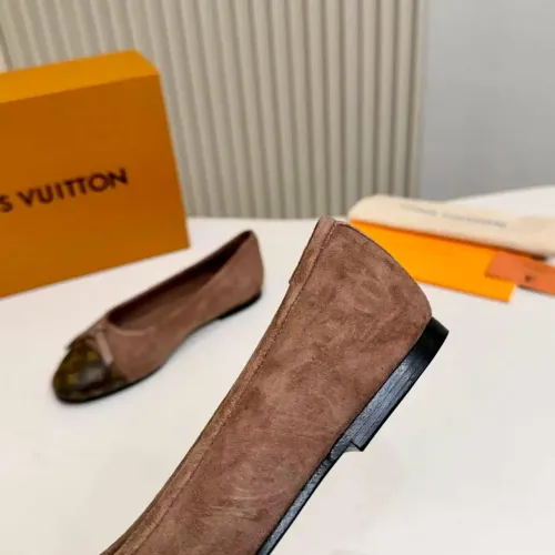Replica Louis Vuitton Flat Shoes For Women #1453336 $102.00 USD for Wholesale