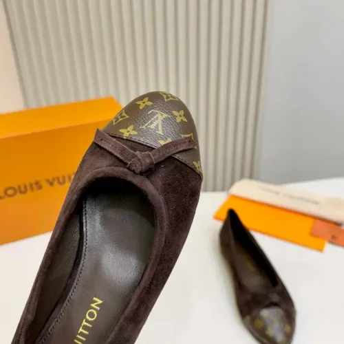 Replica Louis Vuitton Flat Shoes For Women #1453338 $102.00 USD for Wholesale