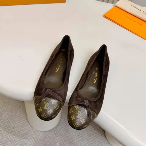 Replica Louis Vuitton Flat Shoes For Women #1453338 $102.00 USD for Wholesale