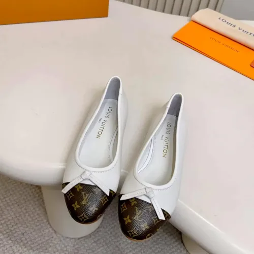 Replica Louis Vuitton Flat Shoes For Women #1453339 $102.00 USD for Wholesale