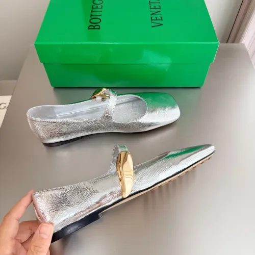 Replica Bottega Veneta BV Flat Shoes For Women #1454083 $118.00 USD for Wholesale