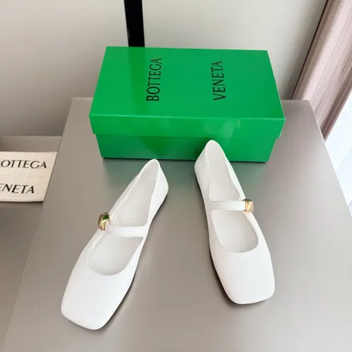 Replica Bottega Veneta BV Flat Shoes For Women #1454085 $118.00 USD for Wholesale