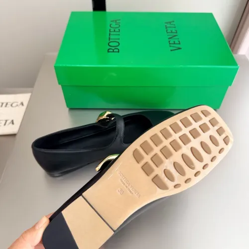 Replica Bottega Veneta BV Flat Shoes For Women #1454088 $118.00 USD for Wholesale