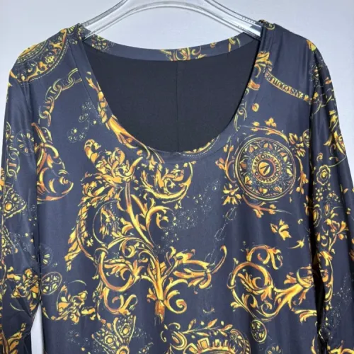 Replica Versace Dresses Long Sleeved For Women #1454429 $92.00 USD for Wholesale