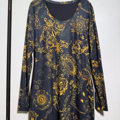 Replica Versace Dresses Long Sleeved For Women #1454429 $92.00 USD for Wholesale