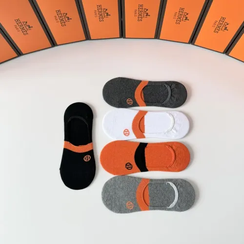 Replica Hermes Socks #1456796 $27.00 USD for Wholesale