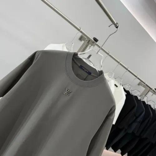 Replica Louis Vuitton LV T-Shirts Short Sleeved For Unisex #1456872 $40.00 USD for Wholesale