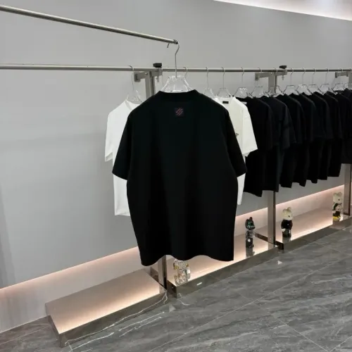 Replica Louis Vuitton LV T-Shirts Short Sleeved For Unisex #1456873 $40.00 USD for Wholesale
