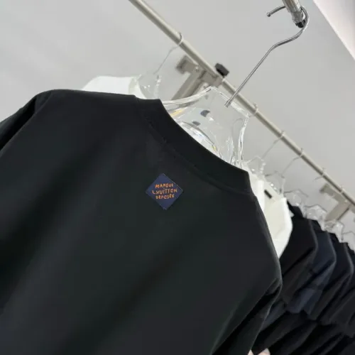 Replica Louis Vuitton LV T-Shirts Short Sleeved For Unisex #1456873 $40.00 USD for Wholesale