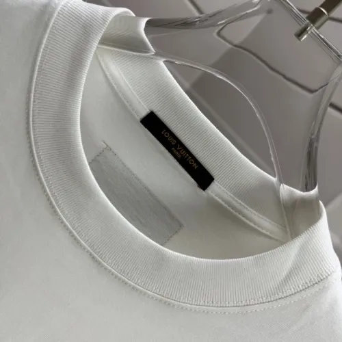 Replica Louis Vuitton LV T-Shirts Short Sleeved For Unisex #1456877 $34.00 USD for Wholesale