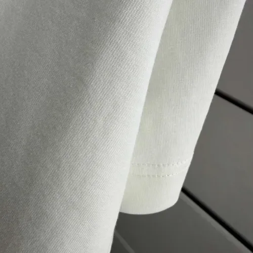 Replica Louis Vuitton LV T-Shirts Short Sleeved For Unisex #1456877 $34.00 USD for Wholesale