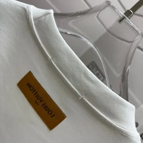 Replica Louis Vuitton LV T-Shirts Short Sleeved For Unisex #1456877 $34.00 USD for Wholesale