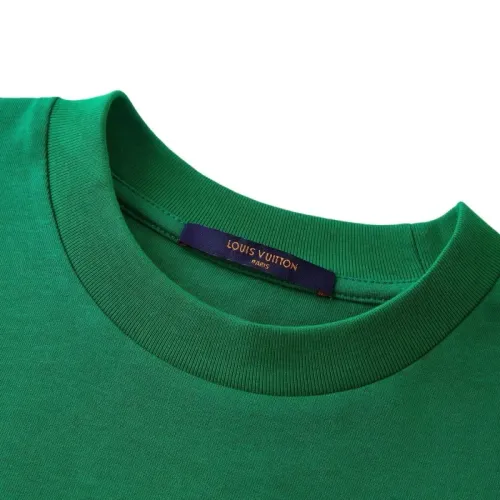 Replica Louis Vuitton LV T-Shirts Short Sleeved For Unisex #1456886 $48.00 USD for Wholesale