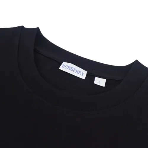 Replica Burberry T-Shirts Short Sleeved For Unisex #1456937 $48.00 USD for Wholesale