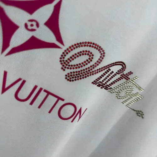 Replica Louis Vuitton LV T-Shirts Short Sleeved For Unisex #1457156 $38.00 USD for Wholesale
