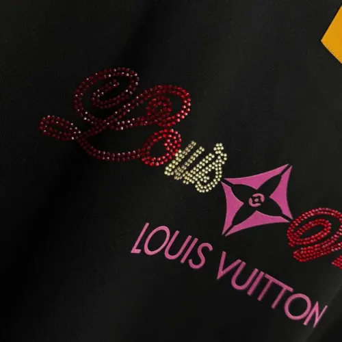 Replica Louis Vuitton LV T-Shirts Short Sleeved For Unisex #1457157 $38.00 USD for Wholesale