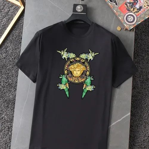 Wholesale Versace T-Shirts Short Sleeved For Unisex #1457550 $25.00 USD, Wholesale Quality Replica Versace T-Shirts
