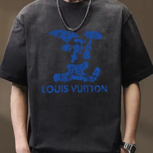 Replica Louis Vuitton LV T-Shirts Short Sleeved For Unisex #1458186 $45.00 USD for Wholesale
