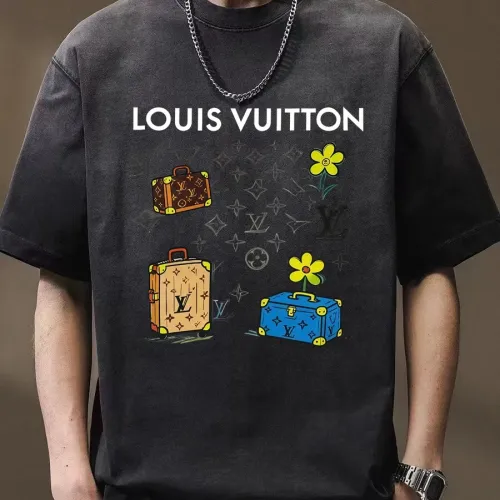 Replica Louis Vuitton LV T-Shirts Short Sleeved For Unisex #1458246 $45.00 USD for Wholesale