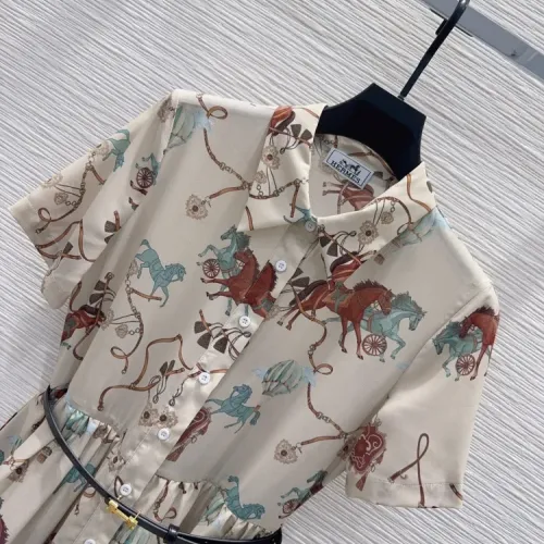 Replica LOEWE Dresses Short Sleeved For Women #1458300 $72.00 USD for Wholesale