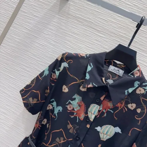 Replica LOEWE Dresses Short Sleeved For Women #1458302 $72.00 USD for Wholesale