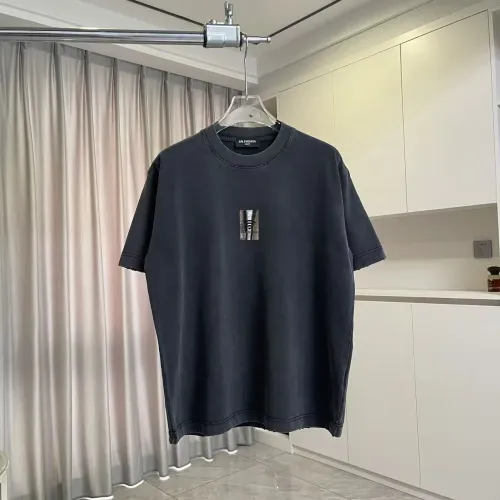 Wholesale Balenciaga T-Shirts Short Sleeved For Unisex #1458351 $48.00 USD, Wholesale Quality Replica Balenciaga T-Shirts