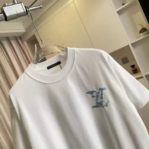 Replica Louis Vuitton LV T-Shirts Short Sleeved For Unisex #1458443 $52.00 USD for Wholesale