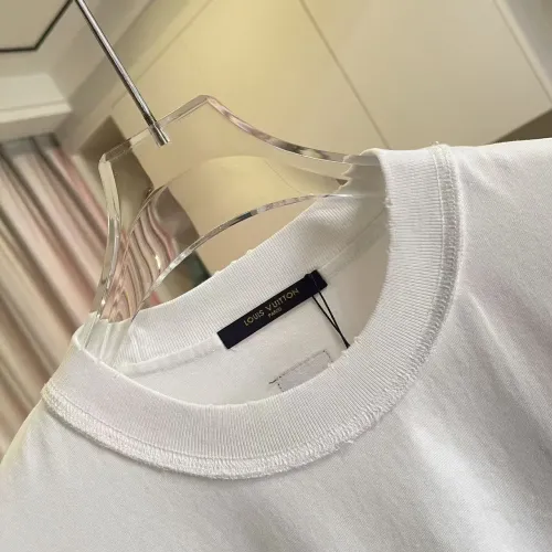Replica Louis Vuitton LV T-Shirts Short Sleeved For Unisex #1458443 $52.00 USD for Wholesale