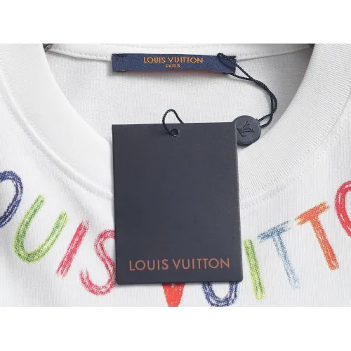 Replica Louis Vuitton LV T-Shirts Short Sleeved For Unisex #1458445 $45.00 USD for Wholesale