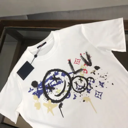 Replica Louis Vuitton LV T-Shirts Short Sleeved For Men #1458447 $45.00 USD for Wholesale
