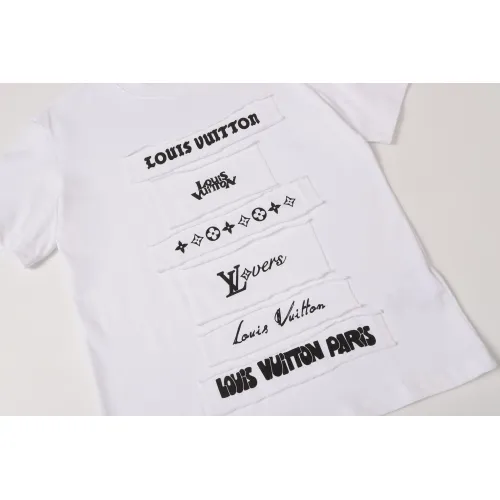 Replica Louis Vuitton LV T-Shirts Short Sleeved For Unisex #1458454 $42.00 USD for Wholesale