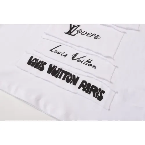 Replica Louis Vuitton LV T-Shirts Short Sleeved For Unisex #1458454 $42.00 USD for Wholesale