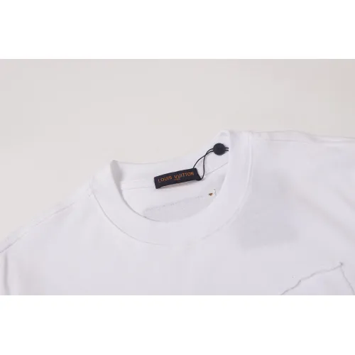 Replica Louis Vuitton LV T-Shirts Short Sleeved For Unisex #1458454 $42.00 USD for Wholesale