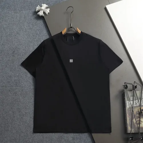 Wholesale Givenchy T-Shirts Short Sleeved For Unisex #1458561 $40.00 USD, Wholesale Quality Replica Givenchy T-Shirts