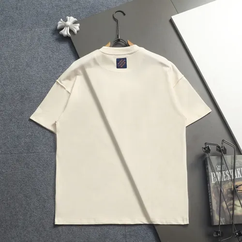 Replica Louis Vuitton LV T-Shirts Short Sleeved For Unisex #1458736 $40.00 USD for Wholesale