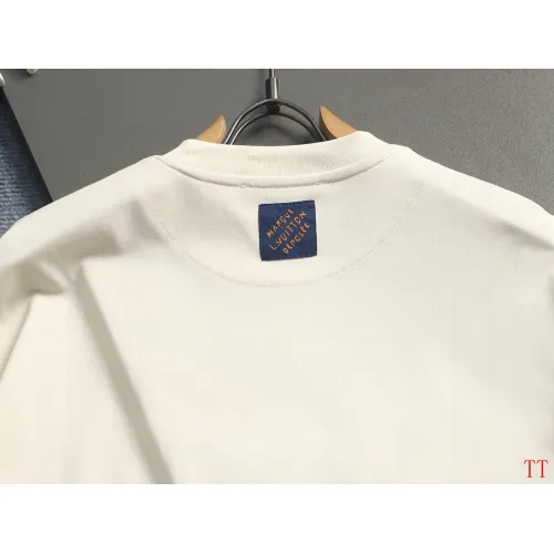 Replica Louis Vuitton LV T-Shirts Short Sleeved For Unisex #1458736 $40.00 USD for Wholesale