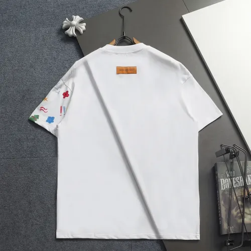 Replica Louis Vuitton LV T-Shirts Short Sleeved For Unisex #1458740 $40.00 USD for Wholesale