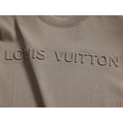 Replica Louis Vuitton LV T-Shirts Short Sleeved For Unisex #1458743 $40.00 USD for Wholesale